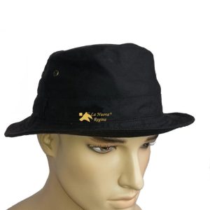 Cappello in cotone cerato marrone