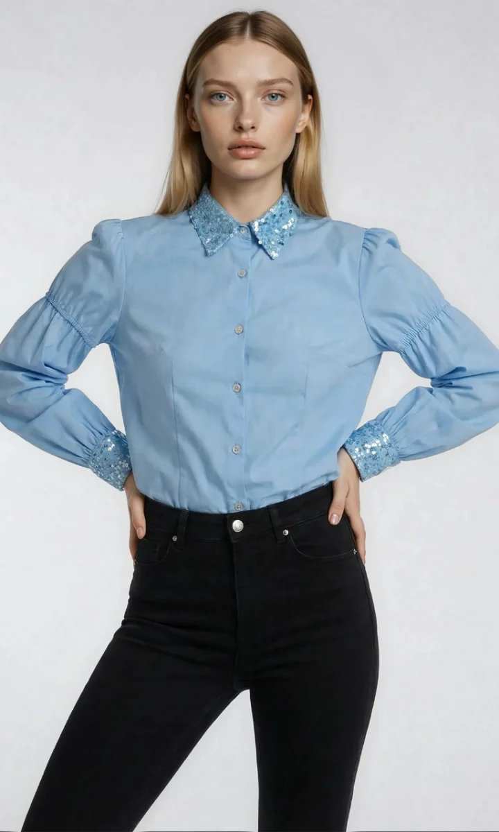 Camicia manica a palloncino celeste da donna elegante - immagine 2