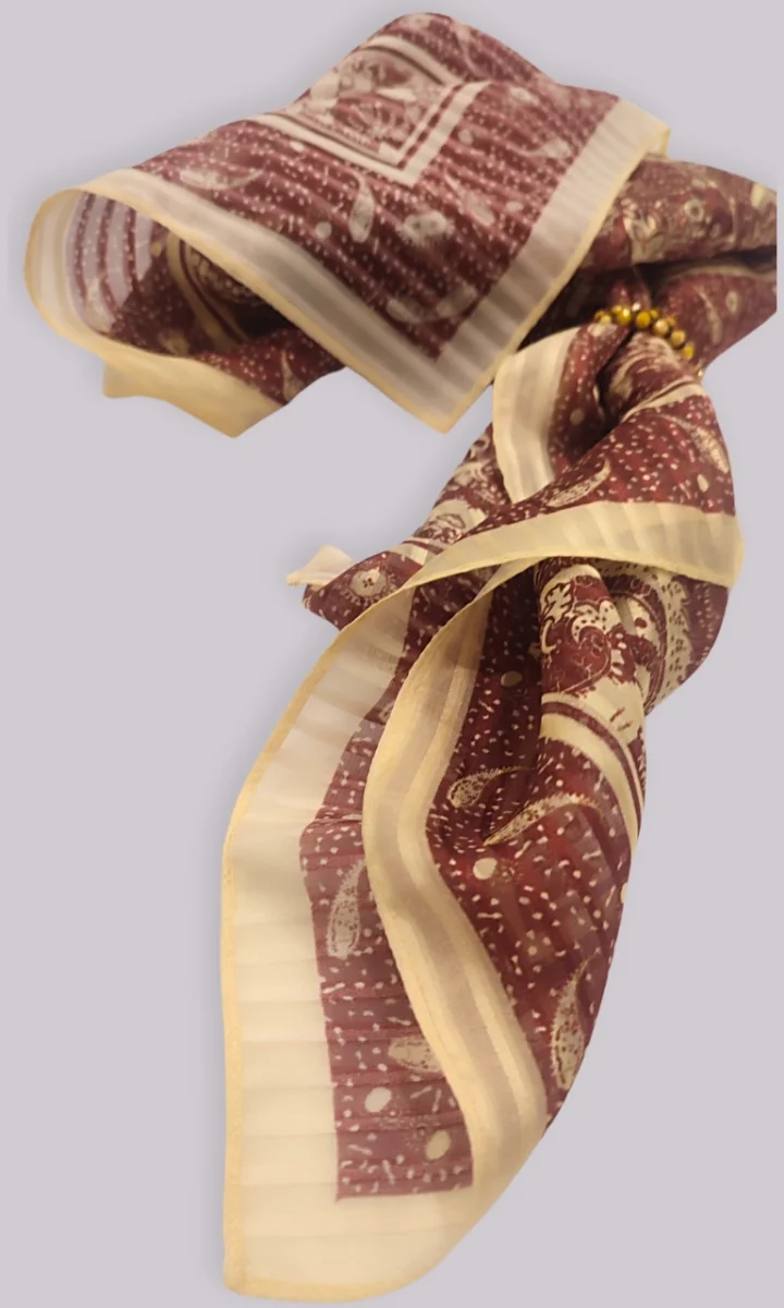 Foulard quadrato 100% seta a fantasia modello strangolino con borsa regalo - immagine 4