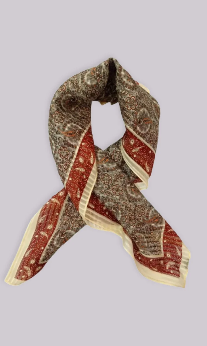 Foulard quadrato 100% seta a fantasia modello strangolino con borsa regalo - immagine 5