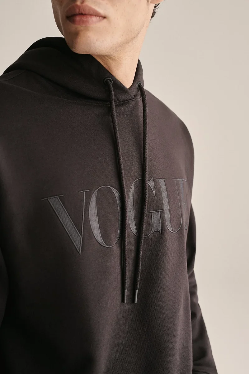 VOGUE Hoodie Black Tonal Embroidered Logo - immagine 7