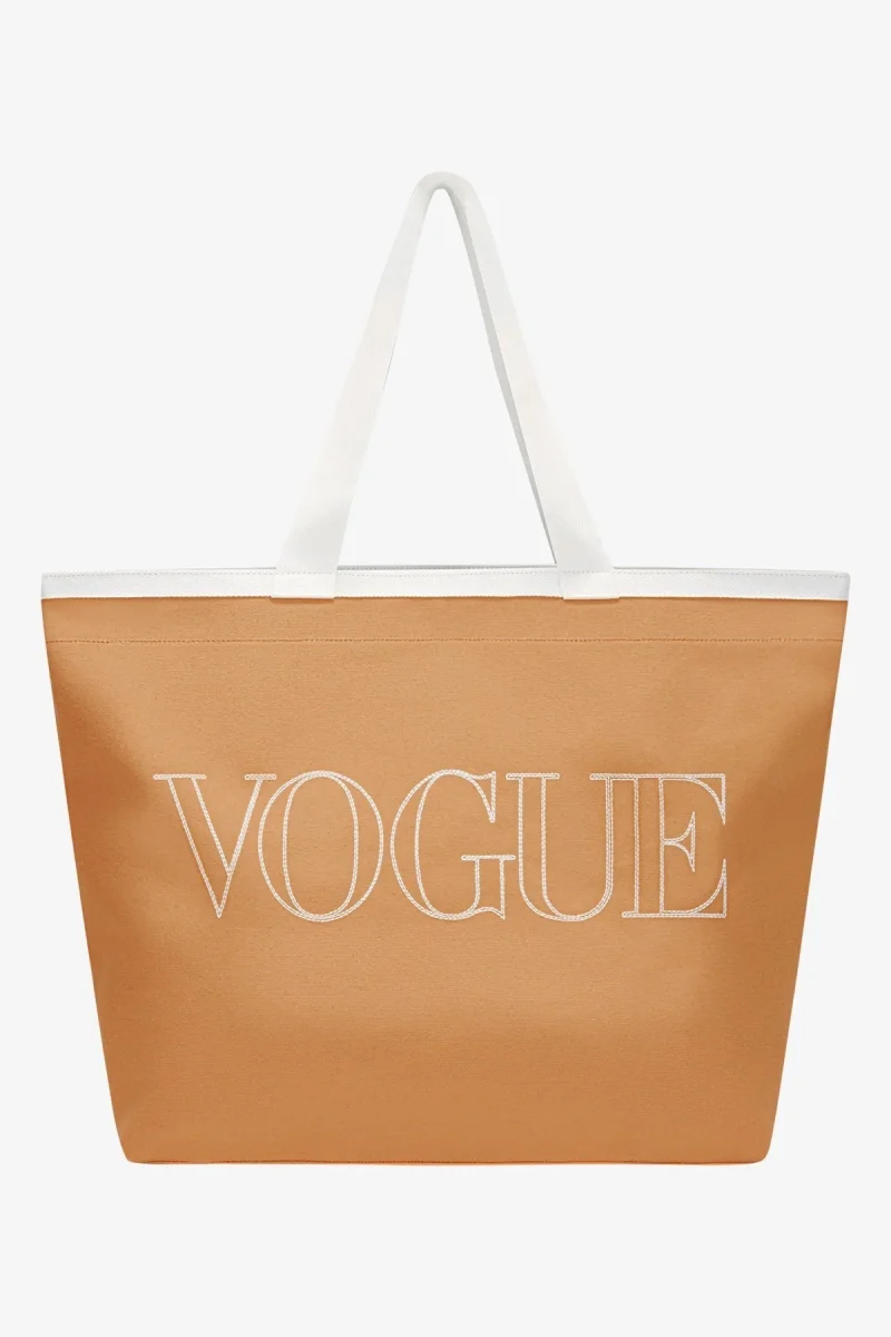 Vogue Bag Camel with logo embroidery - immagine 2