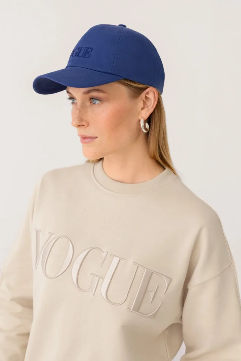 VOGUE Cap Dark Blue Embroidered Logo - immagine 4