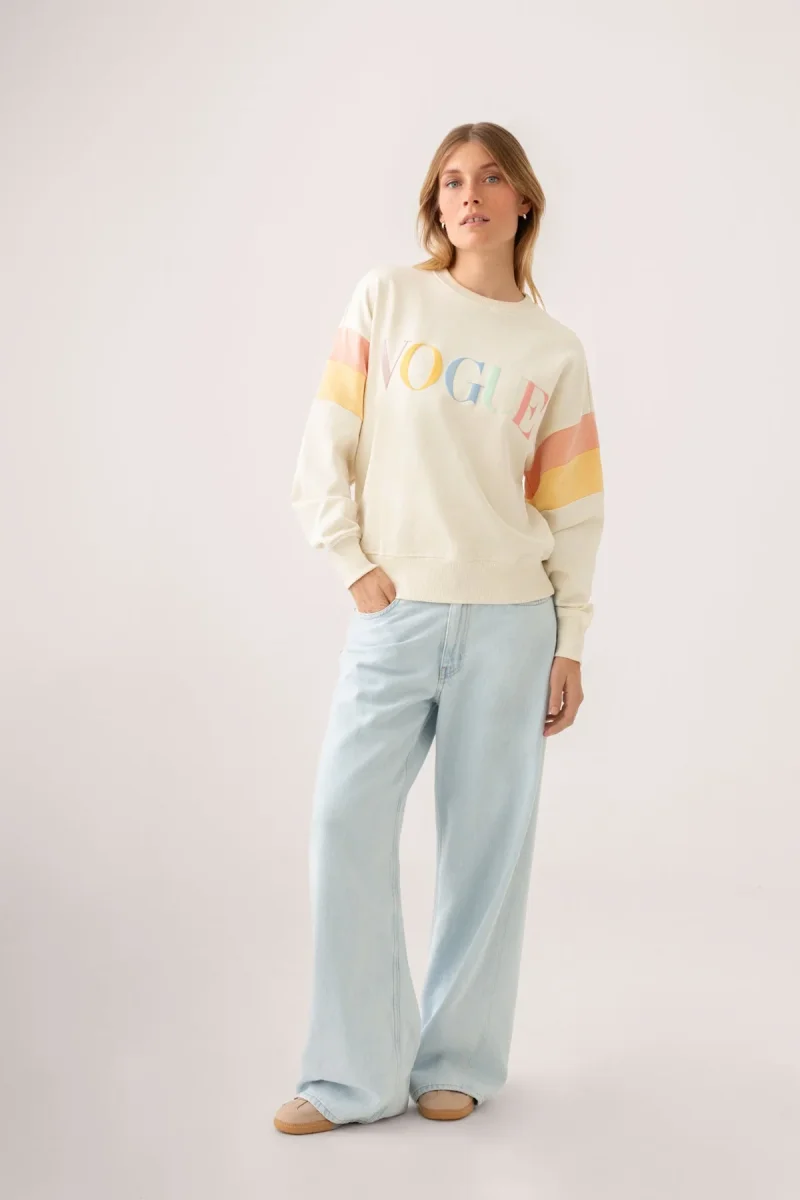 VOGUE Sweatshirt Ivory Embroidered Colorful Logo - immagine 6
