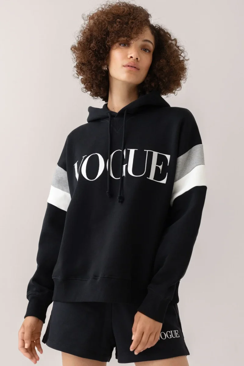 VOGUE Hoodie Black Contrast Details - immagine 3