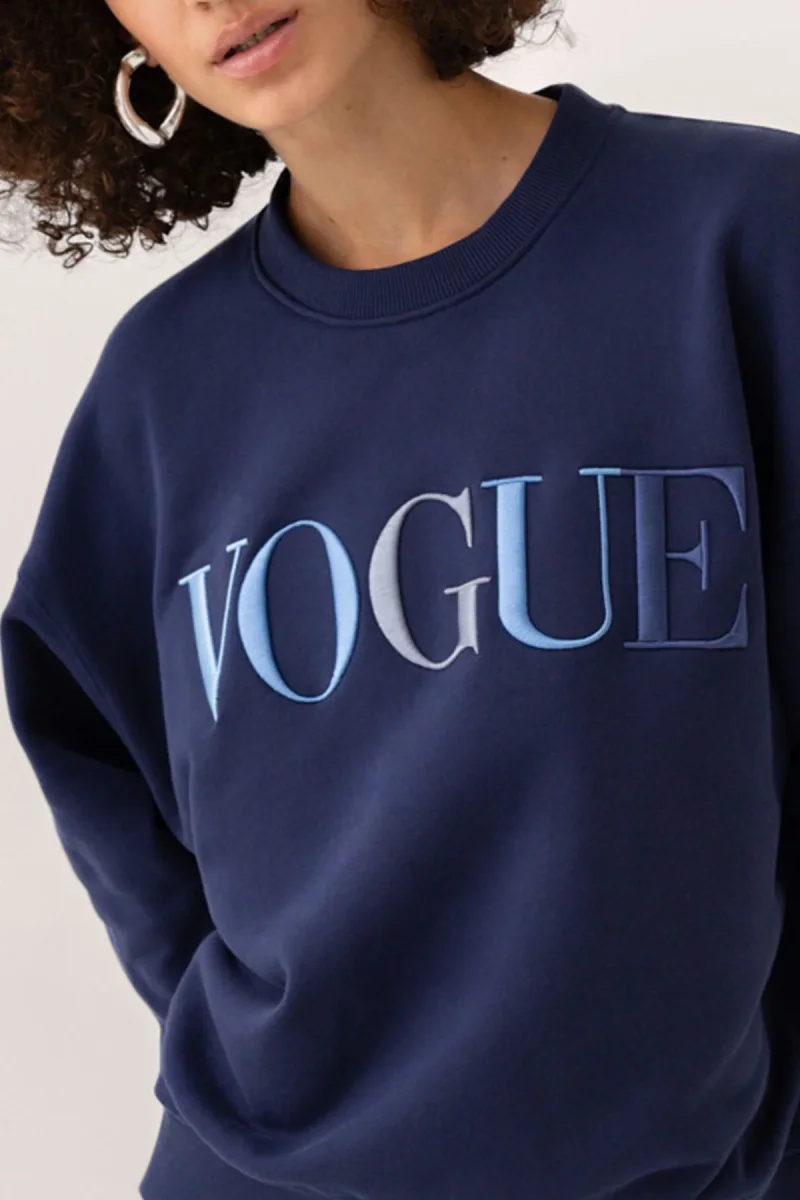 VOGUE Sweatshirt Navy Embroidered Colorful Logo - immagine 5