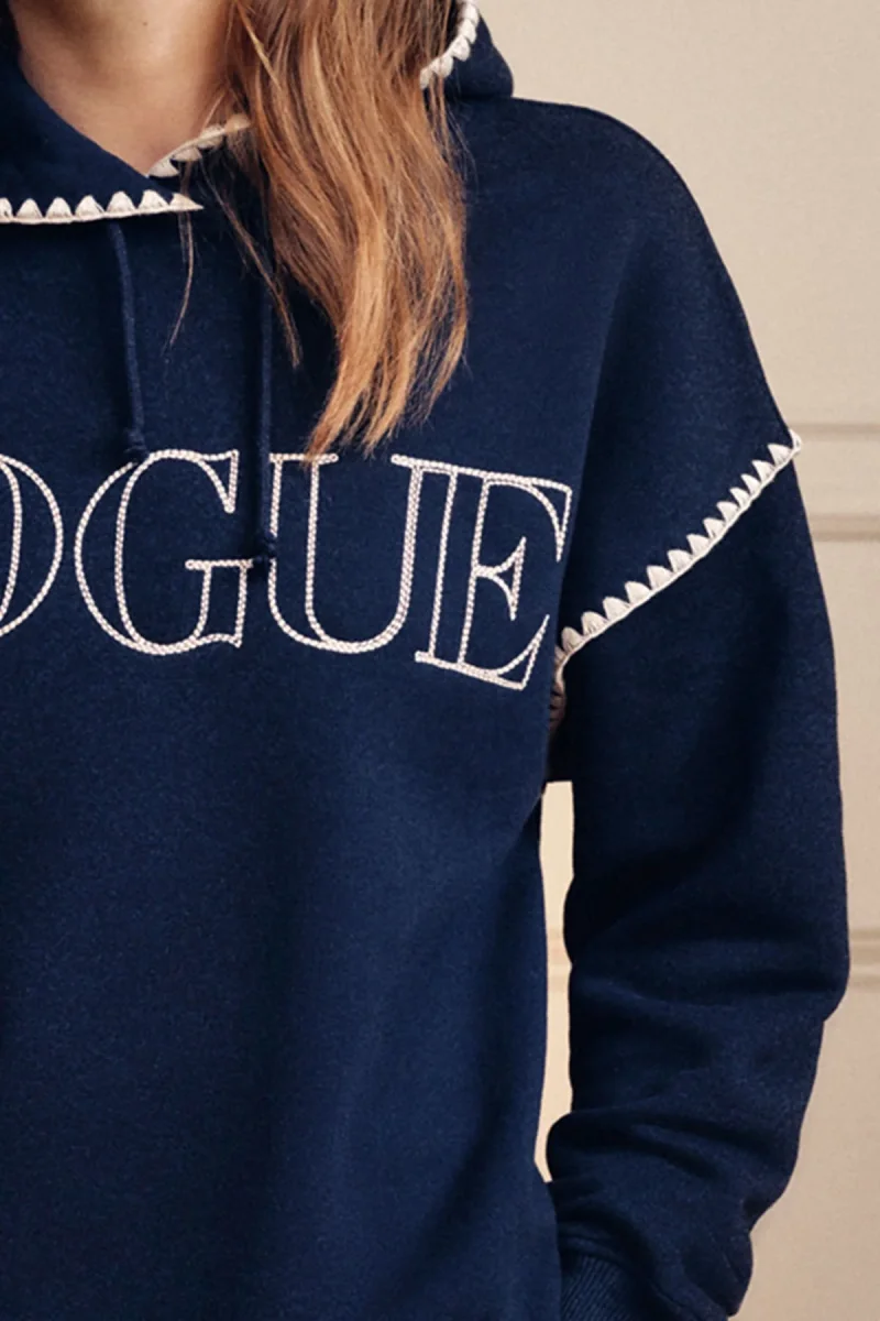 VOGUE Hoodie Midnight Blue Embroidered Logo - immagine 6