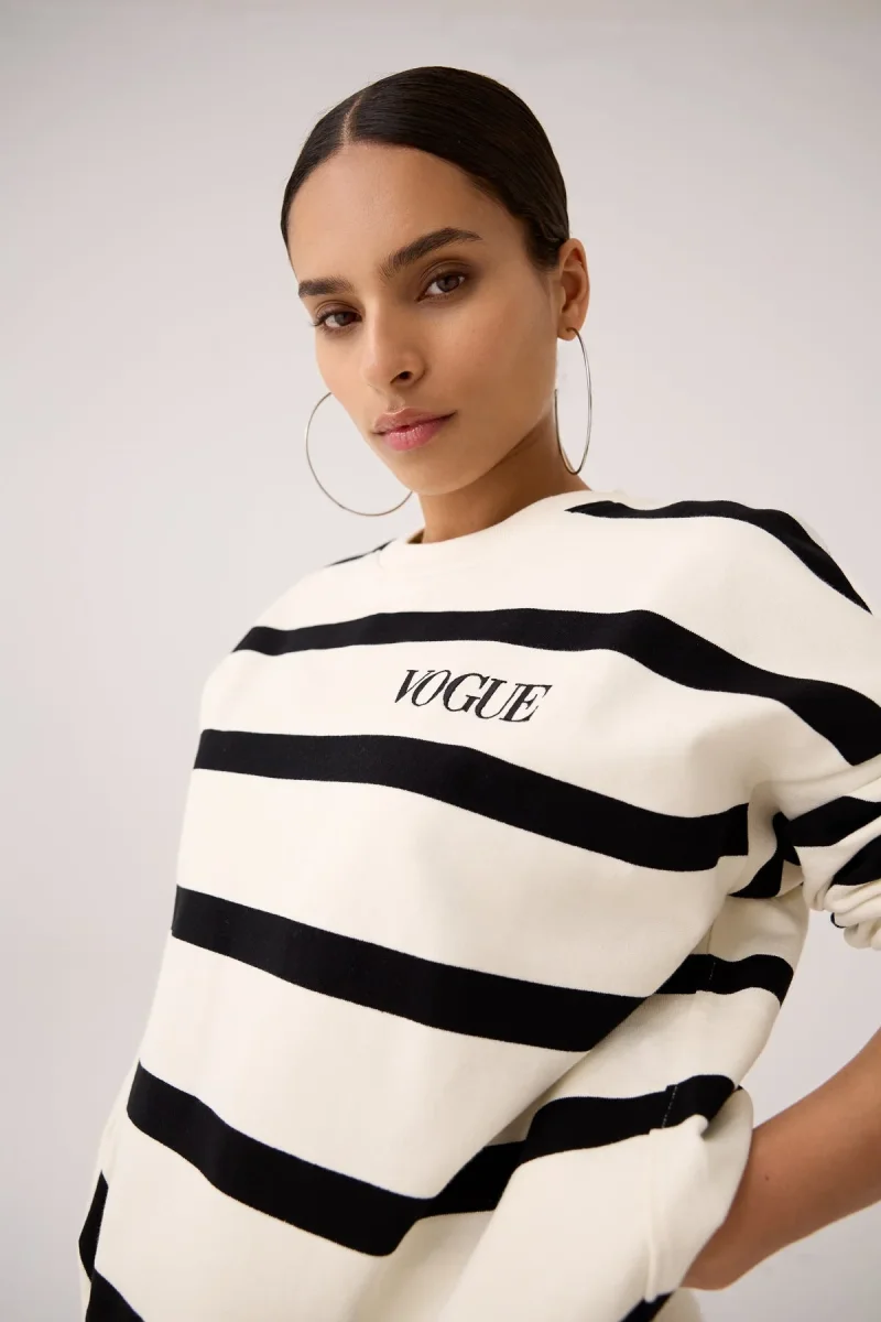 VOGUE Sweatshirt Black Striped Embroidered Logo - immagine 4