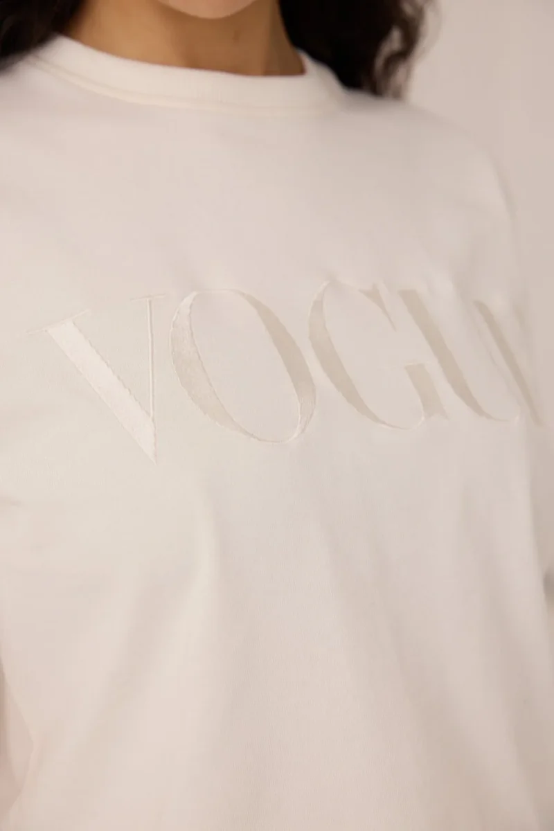 VOGUE T-Shirt Light Cream Embroidered Logo - immagine 5