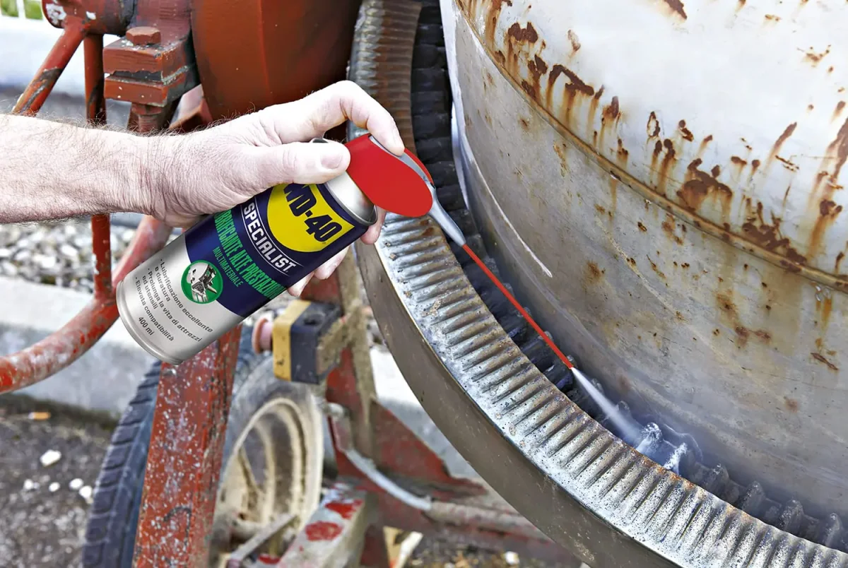 WD-40 Specialist – Lubrificante multimateriale 400ml - immagine 4